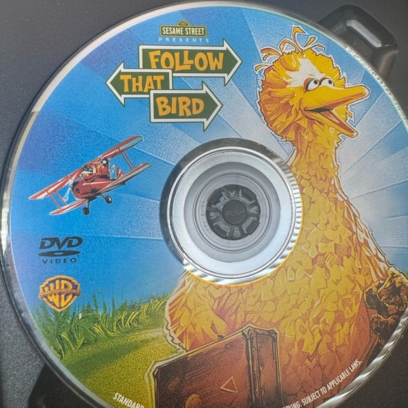 Sesame Street DVDs Follow That Bird Elmo’s Countdown To Christmas &Happy Holiday - Picture 7 of 11